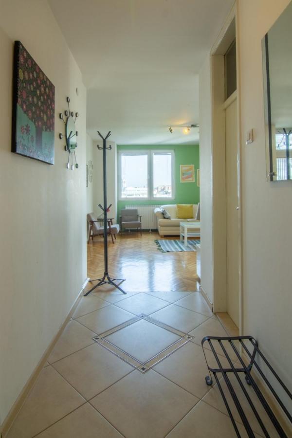 סקופיה Green Paradise Square Apartment מראה חיצוני תמונה